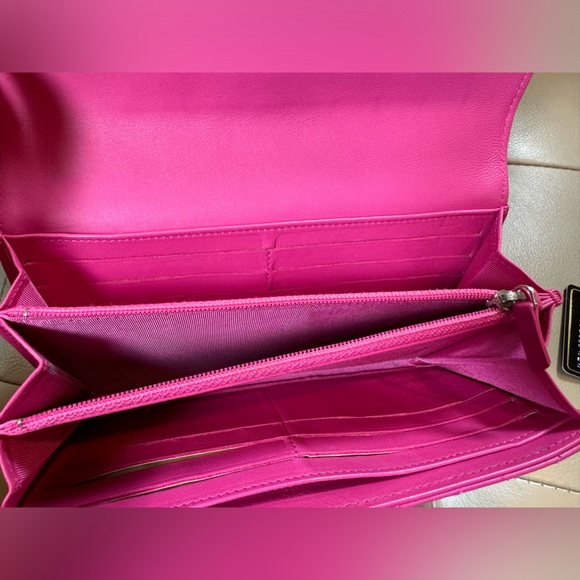 Chanel lambskin quilted flap wallet - Picture 9 of 11